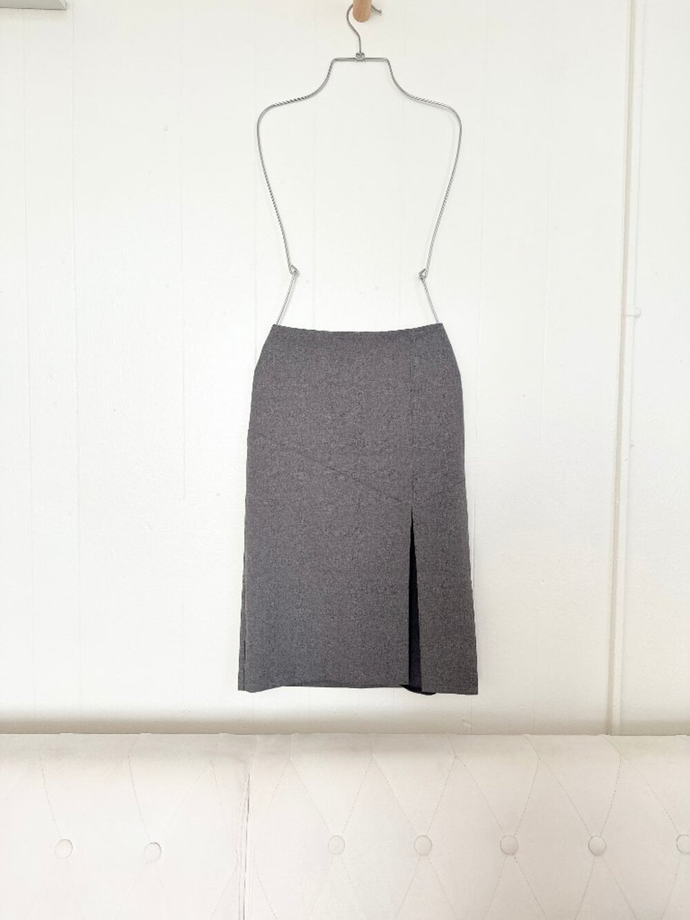 Vtg 80s/90s Charcoal Gray Tailored Pencil Skirt Asymmetric Front Slit EU 38